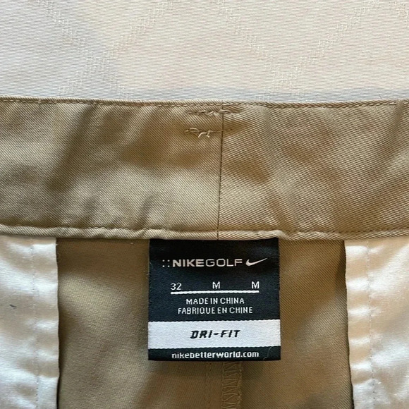 Nike Golf 330239 235 Dri Fit Flat Front Tech Shorts‎ Size 32 EUC - Picture 2 of 3